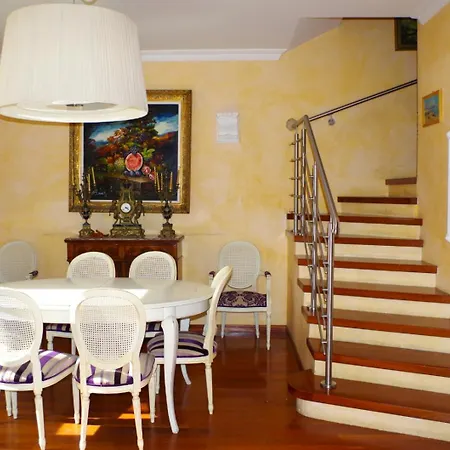 Francesca Hotell Alezio